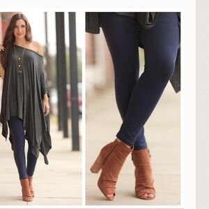 Softest, comfiest leggings now stocked in navy!